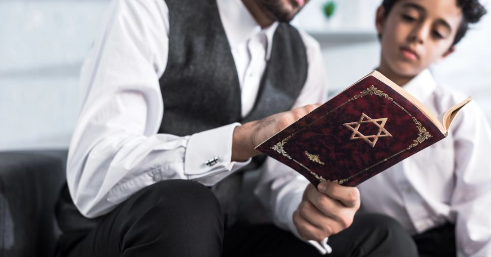 O que é Shivá? Entenda mais sobre o ritual judaico de luto!